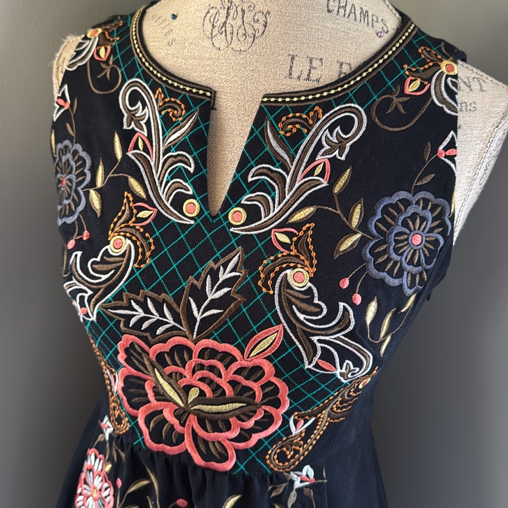 Anthropologie Moulinette Soeurs embroidered fit and flare shift dress EUC size 6 - Picture 4 of 11